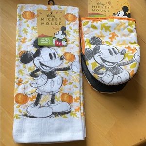 Mickey Mouse Fall Kitchen Set